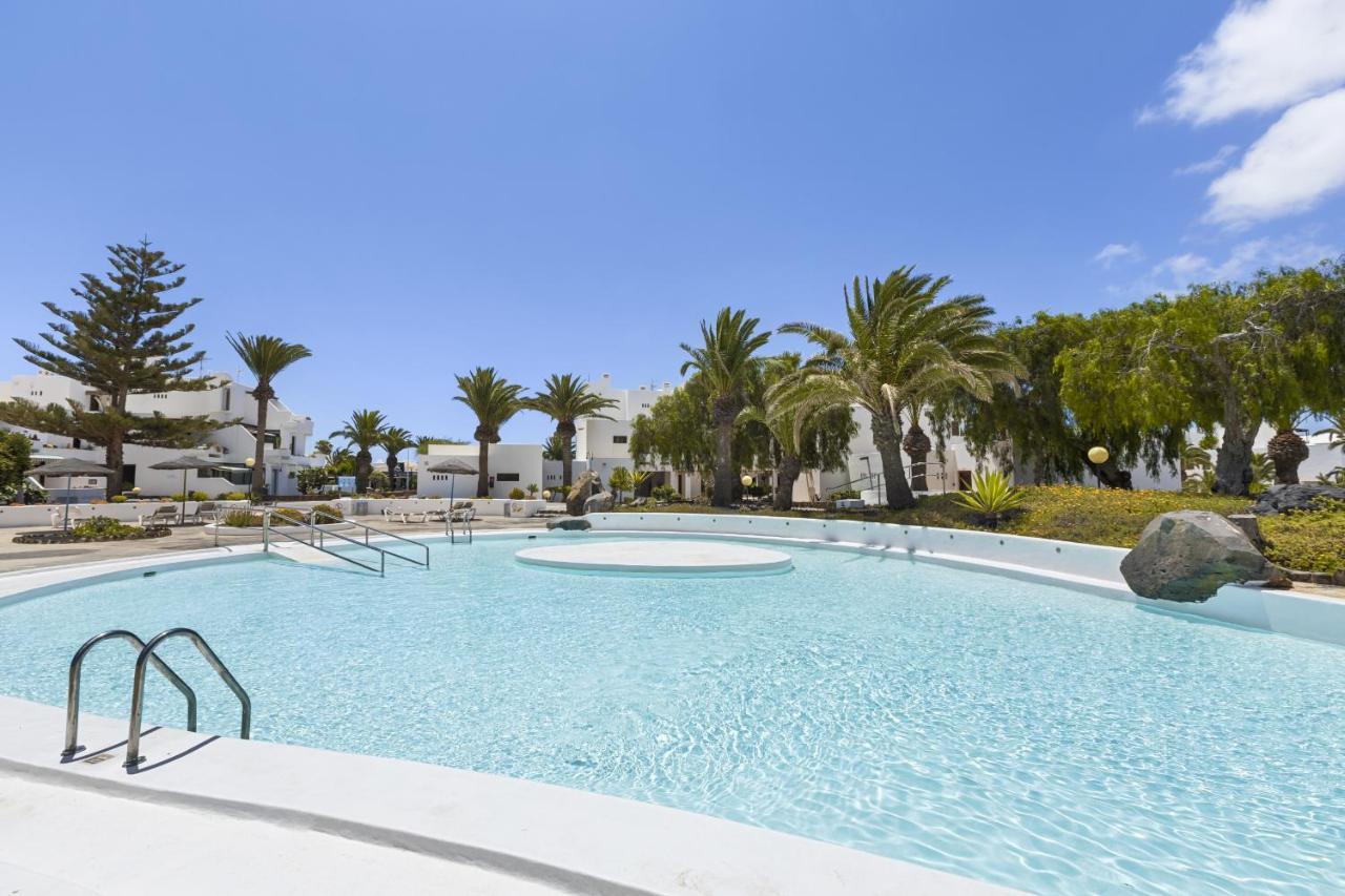 Casahost Casa Caracola Appartement Costa Teguise Buitenkant foto
